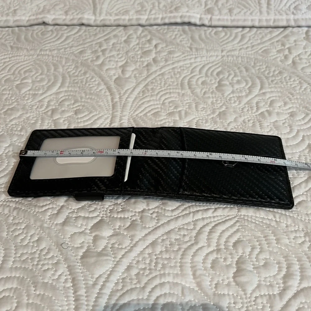 Slim wallet with money‎ clip, NWOT